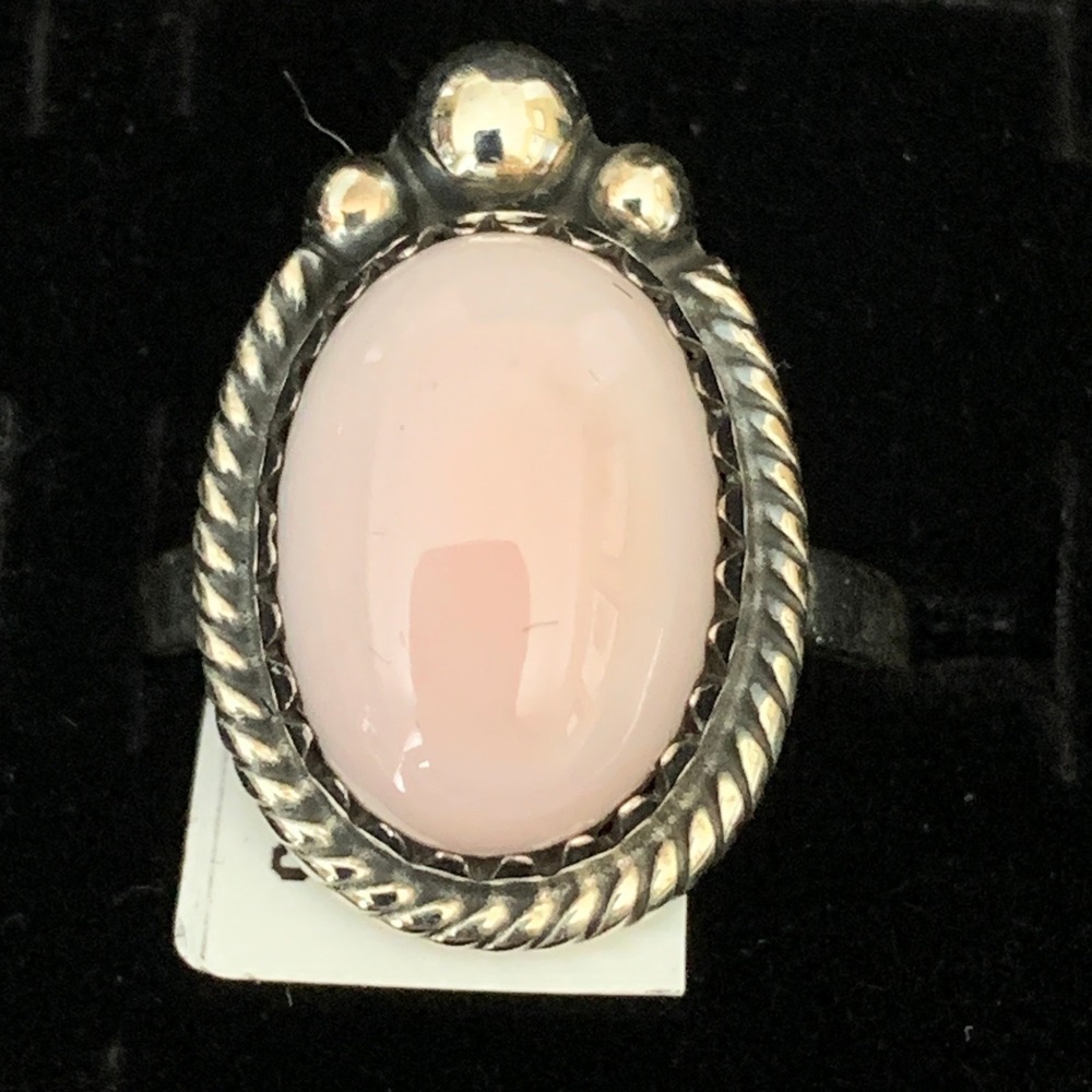 925 Sterling Silver Pink Conch Shell Ring Size 6.75 Southwestern Closed Back
